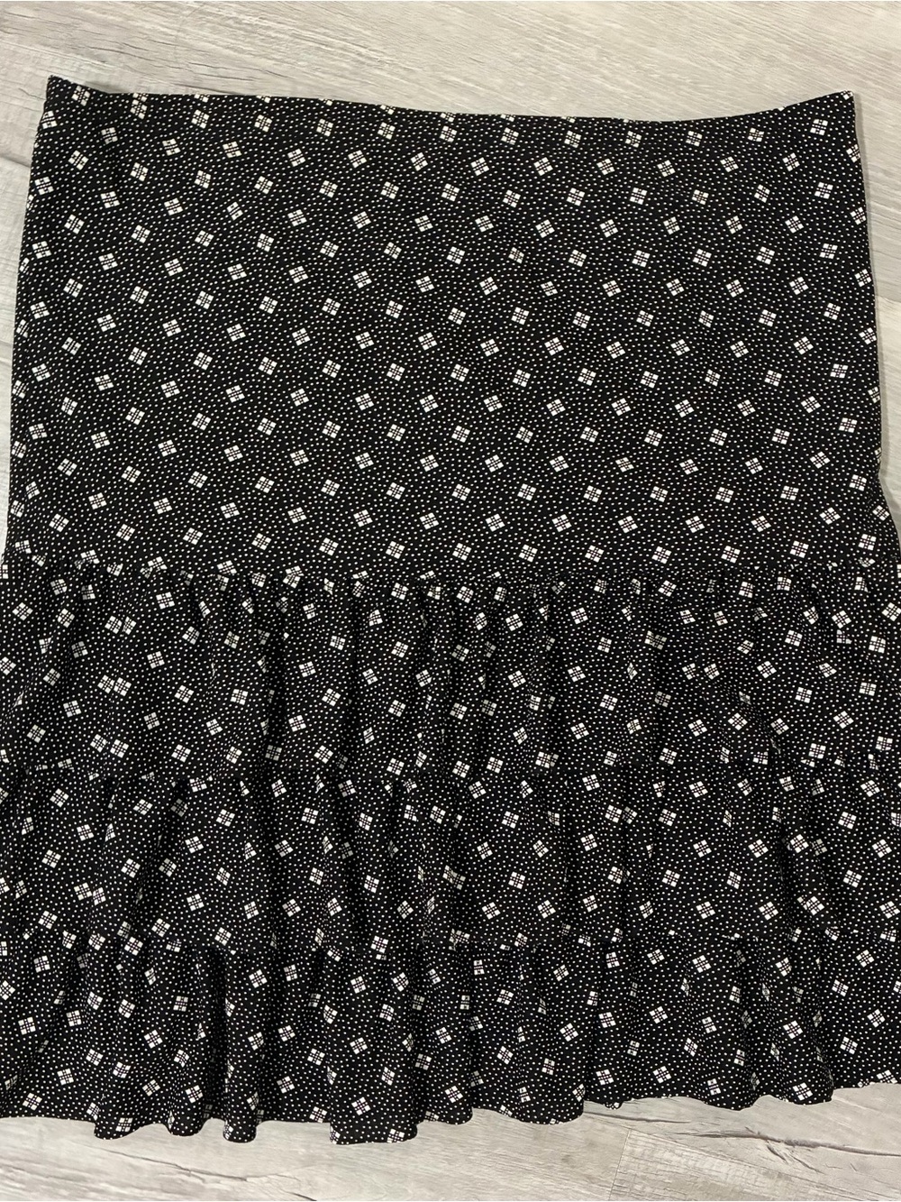 black and white tiered midi skirt